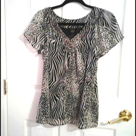 Nue Options Black & Gray Animal Print Embellished Flowy Top - Picture 1 of 6